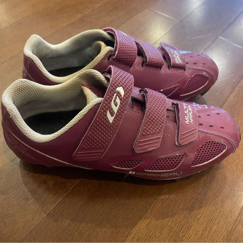 SIZE 7 | Women’s Pink Garneau Cycling Shoes - Picture 2 of 3